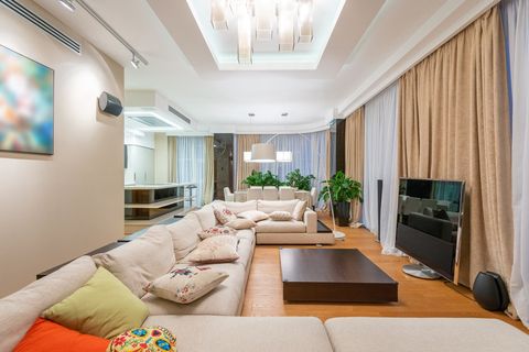 Почему фитостена в пентхаусе - это инженерное сооружение, а не просто кашпо